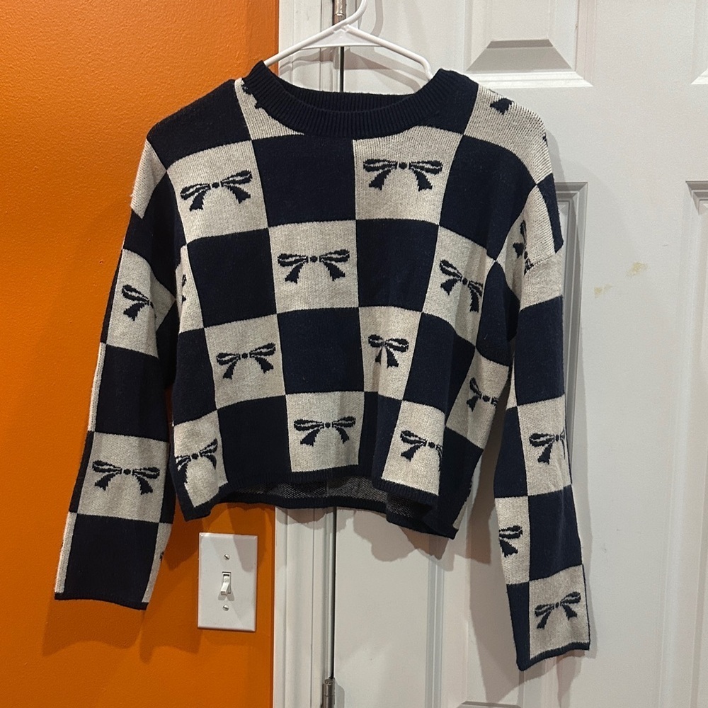 NWOT Sincerely Jules Navy and White Knit Sweater size XS